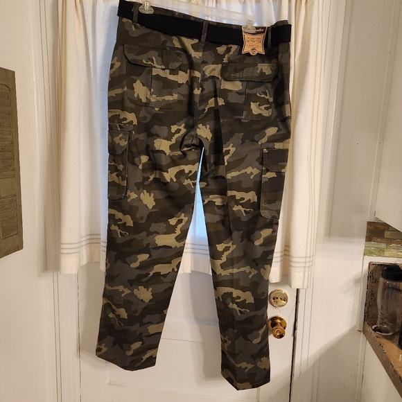 Men's pants - Picture 3 of 5